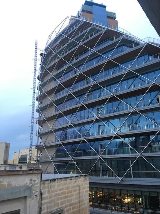 Modern Apt In The Heart Of Maltese Nightlife Saint Julian's ภายนอก รูปภาพ